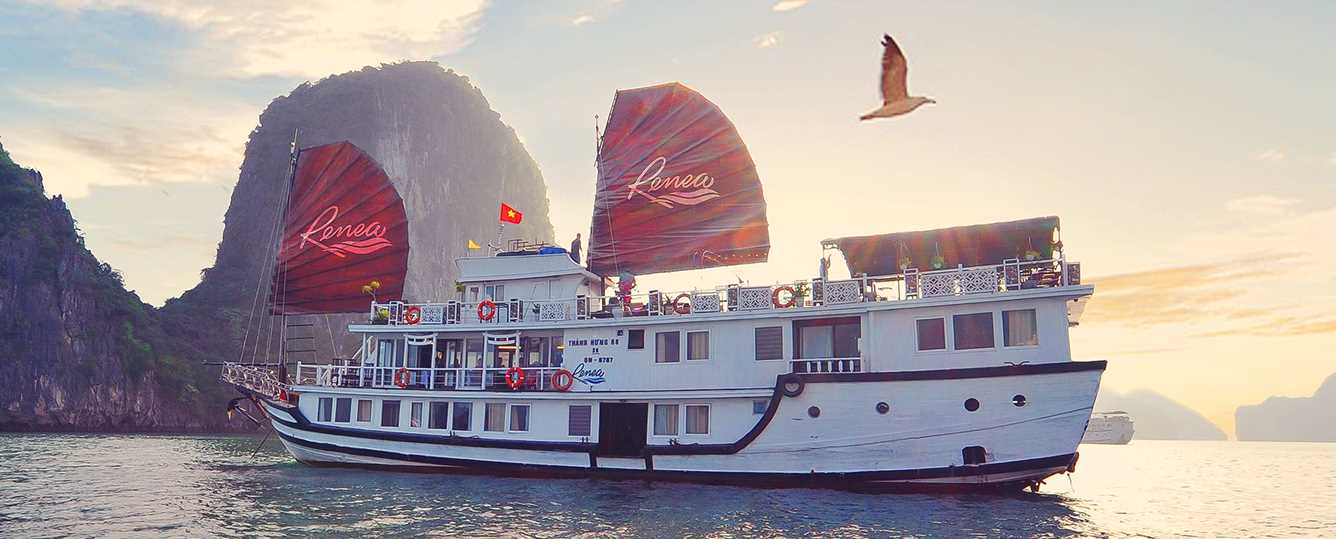 Renea Cruises - 3 Days 2 Nights | Bai Tu Long Bay & Halong Bay